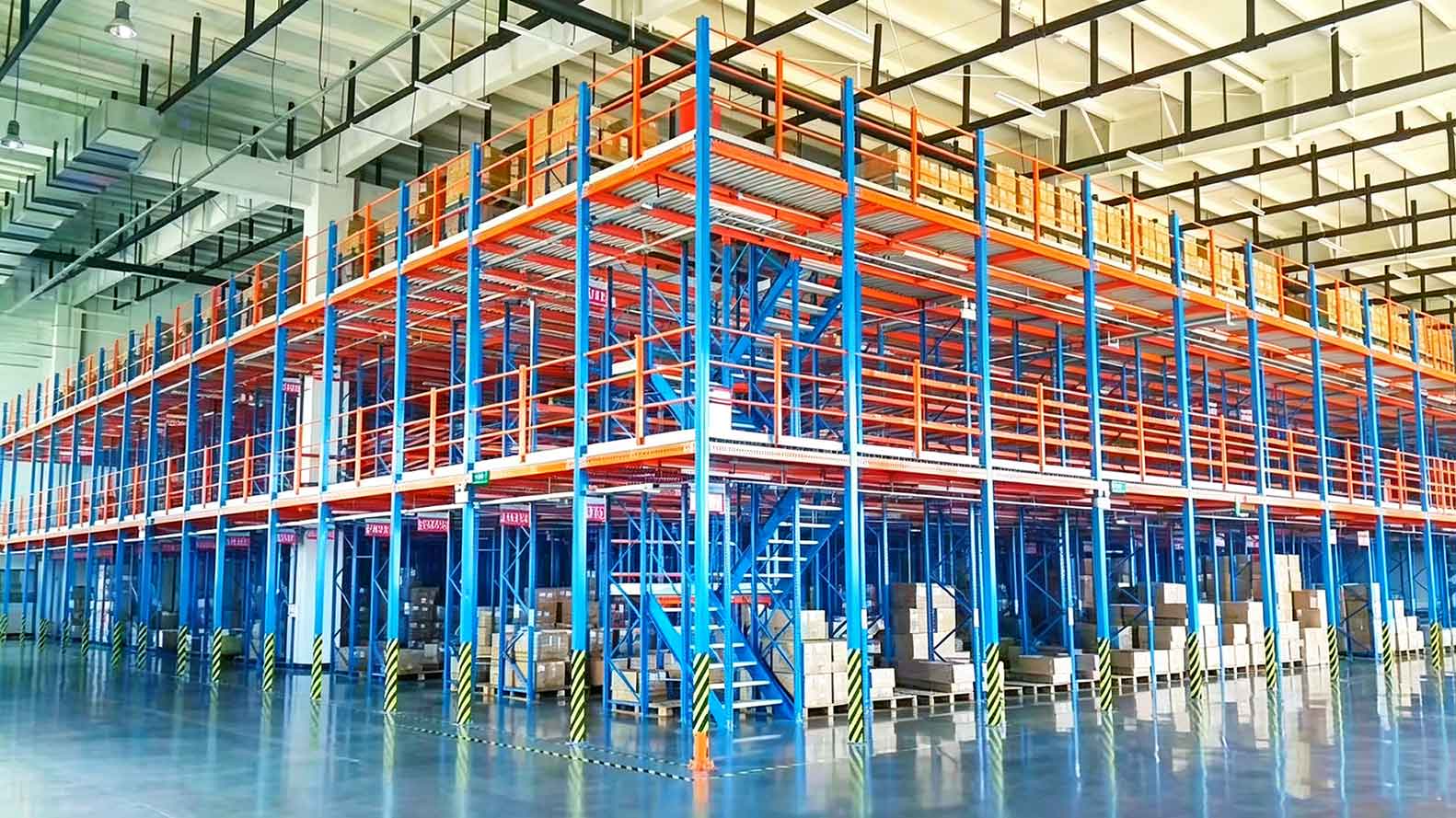 Industrial Raised Floor