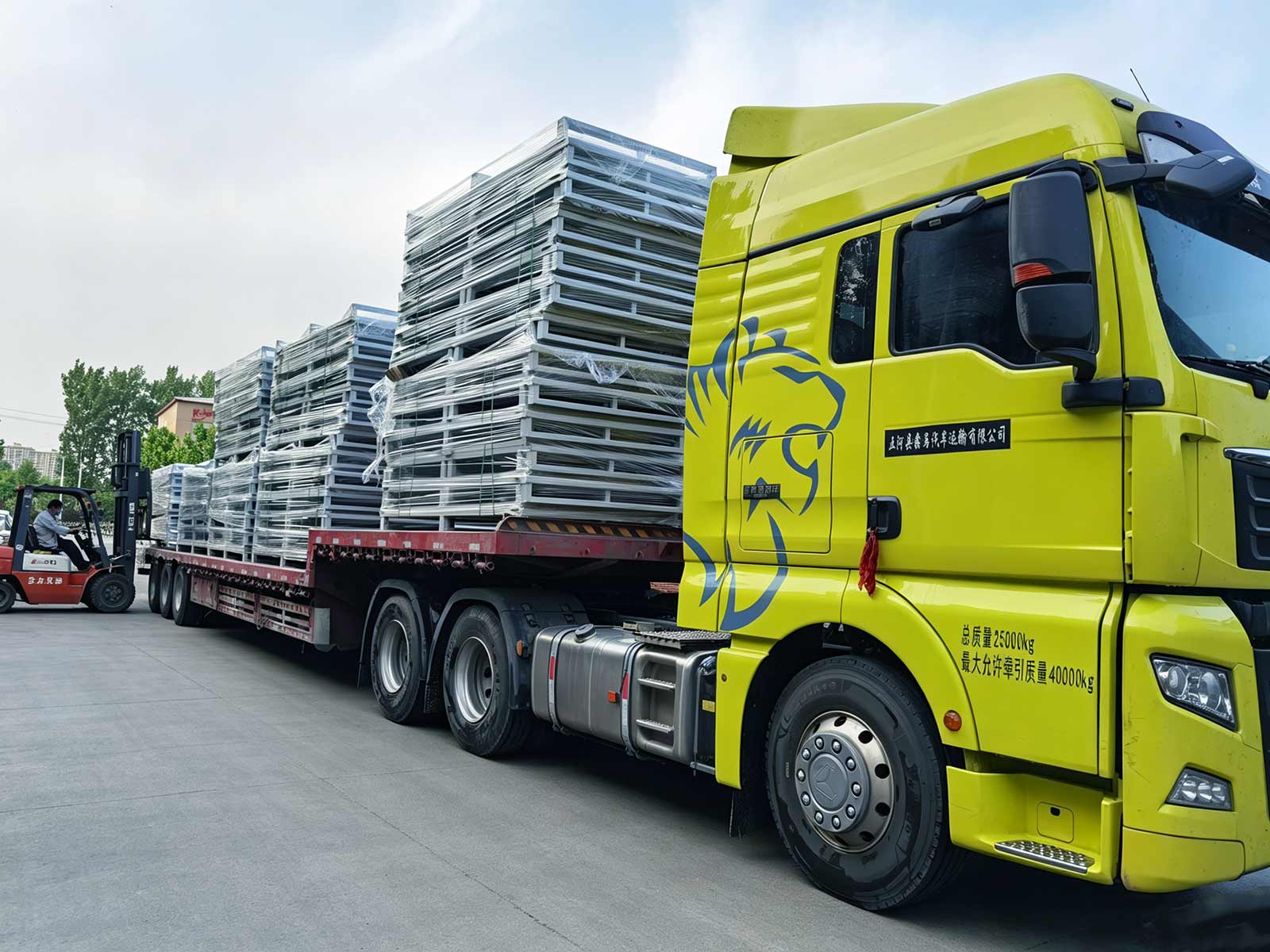 freight vehicles